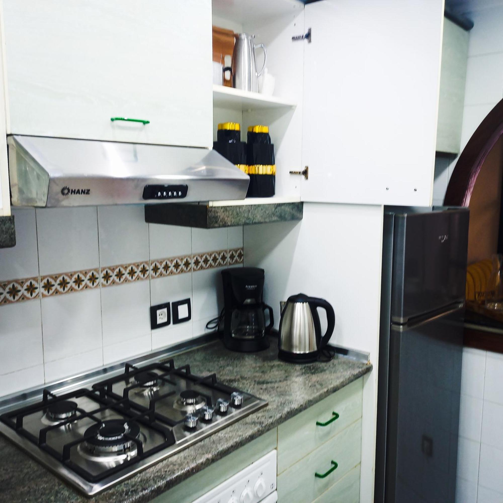 Moderne Appartement Au Plein Centre-Ville En Face Hilton & La Gare De Train Tgv Avec Climatisation Ταγγέρη Εξωτερικό φωτογραφία