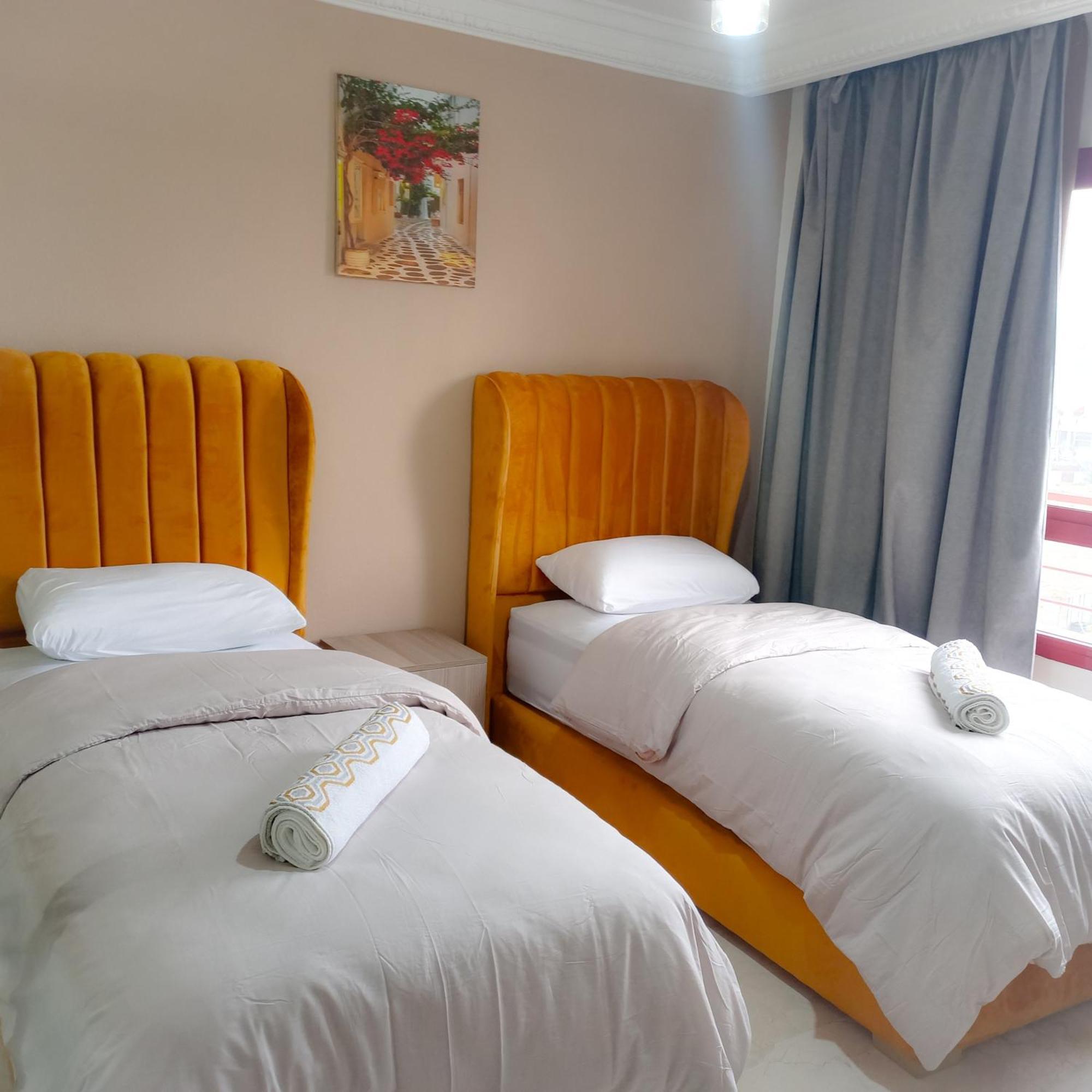 Moderne Appartement Au Plein Centre-Ville En Face Hilton & La Gare De Train Tgv Avec Climatisation Ταγγέρη Εξωτερικό φωτογραφία